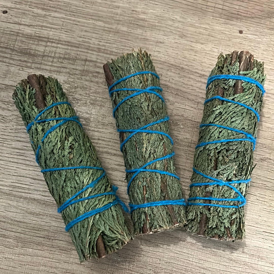 CEDAR Bundle 4" For Smudging Cleansing Clearing Energy