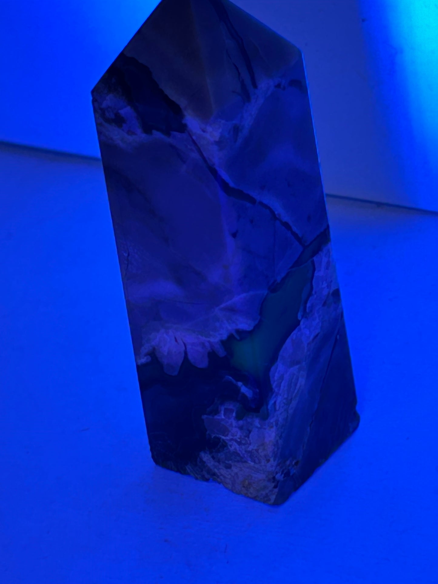 Volcano Agate Tower Carving Specimen UV Reactive Crystal