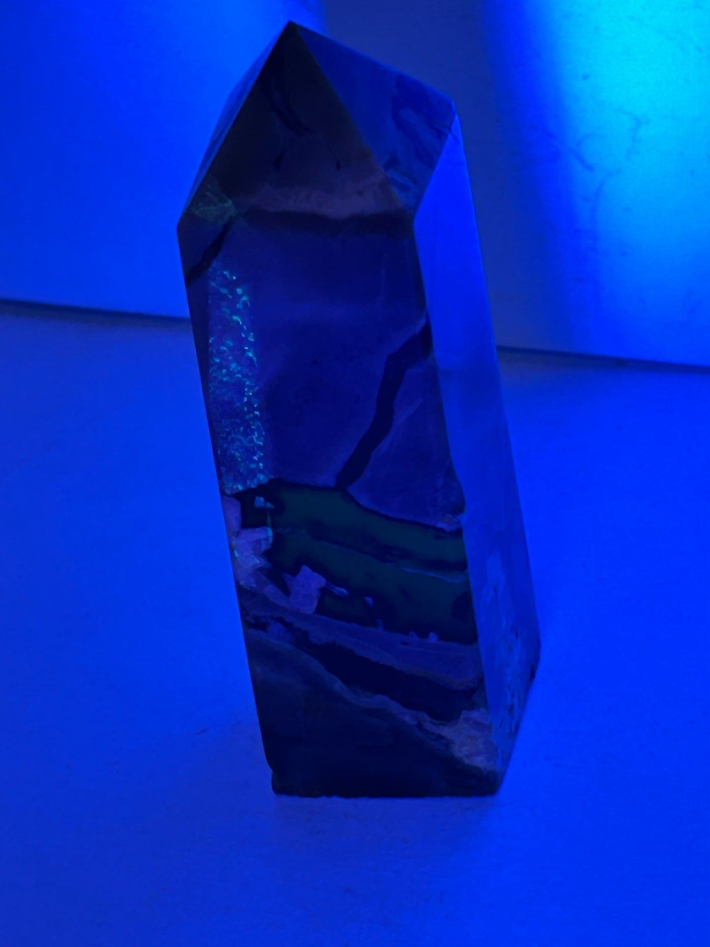 Volcano Agate Tower Carving Specimen UV Reactive Crystal