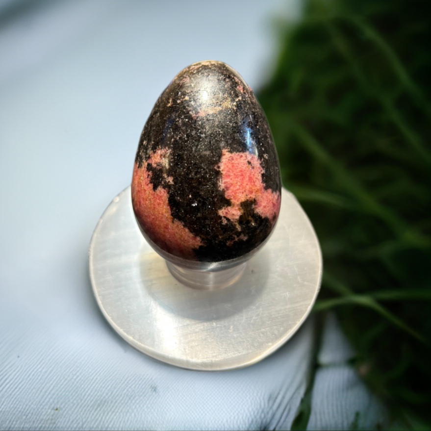 Rhodonite Egg Carving Gemstone Crystal