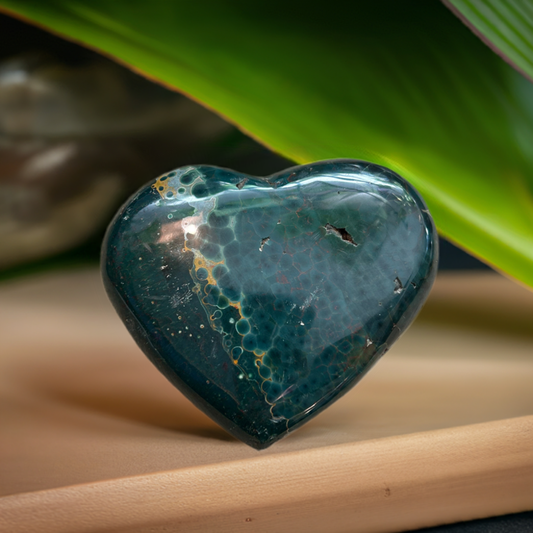 Ocean Jasper Green Eyes Heart Palm Carving Stone Crystal